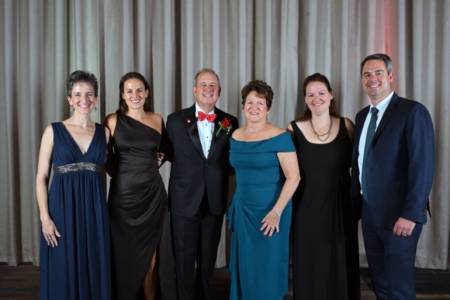 President's Dinner honorees and attendees