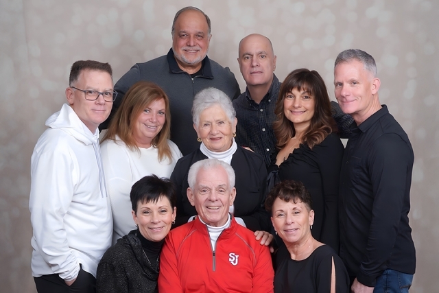 Kenneth Horstman ’25TCB surrounded by family 