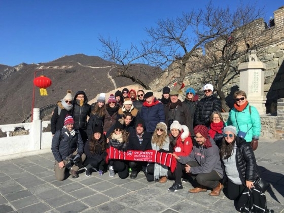 2018 Dean's Travel Study Program Participants at Great Wall