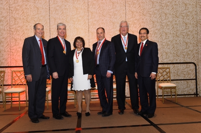 Record Amount Raised at Staten Island Campus Scholarship Dinner