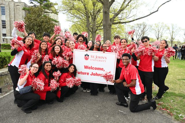 Group of St. John's ambassadors on Accepted Student Day 