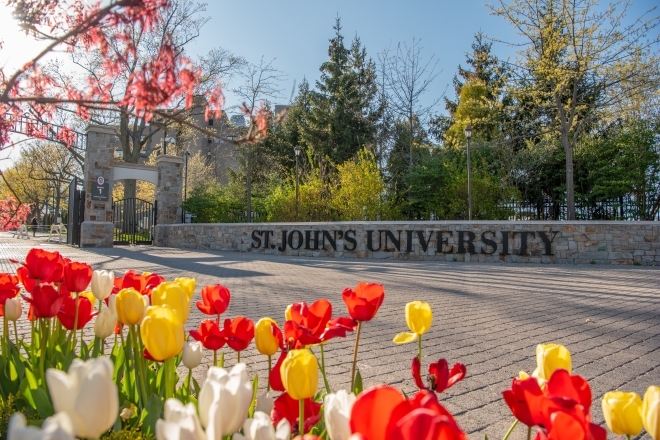St. John's University Queens, NY, Campus