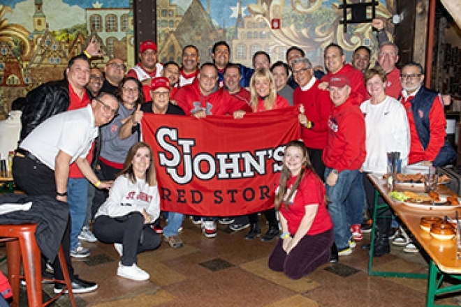 alumni_watch_party
