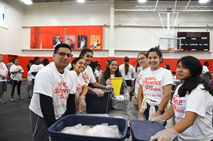 Students volunteering at University Service Day