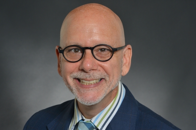 Neil Feinstein headshot