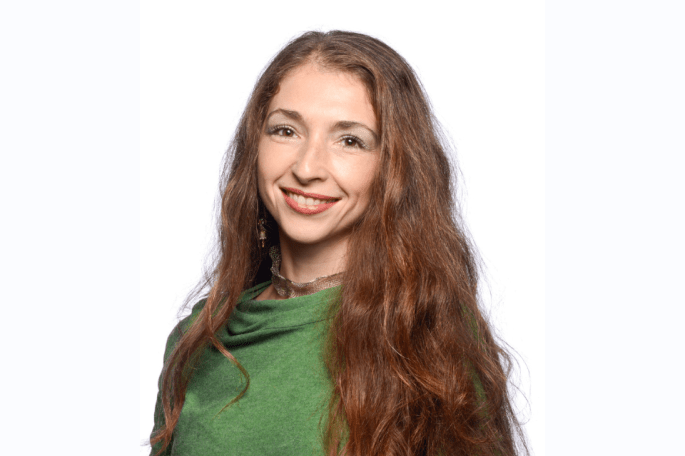 Marina Sorochinski headshot