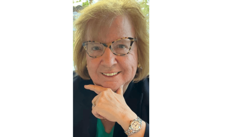 Patricia Reilly headshot