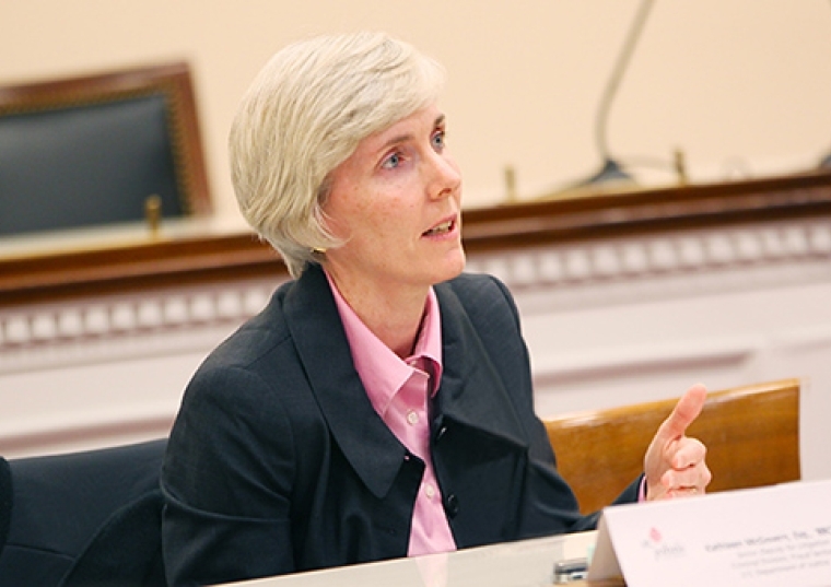 Kathleen McGovern ‘88CBA, ‘91L speaking