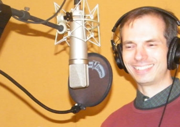 Tony Rossi ‘91SVC, ‘97G in the recording studio