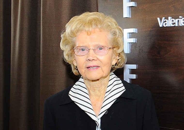 Valerie Sodano ‘49CBA headshot