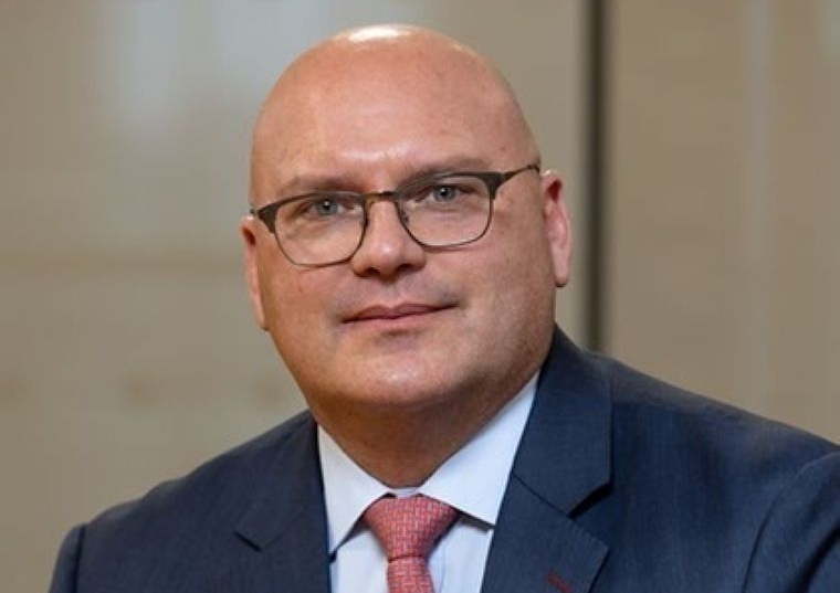 Chris Beatty headshot