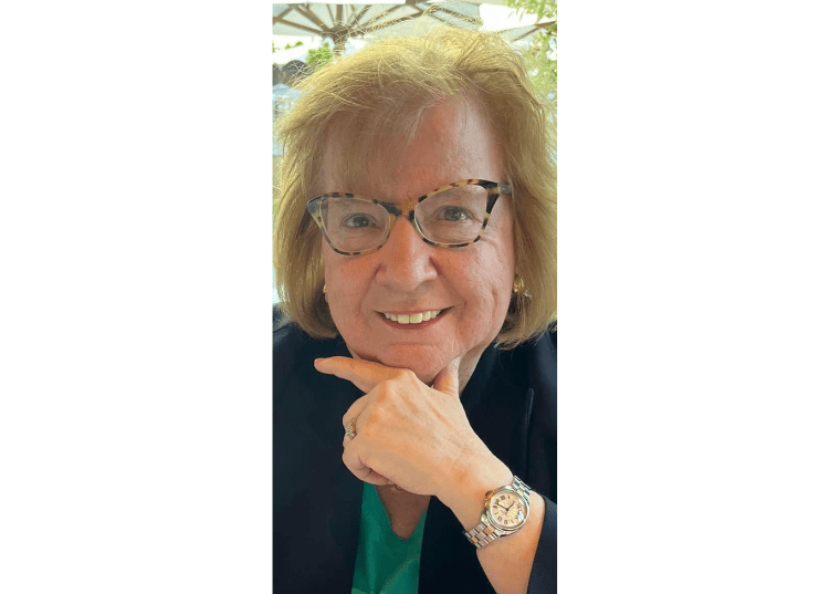 Patricia Reilly headshot