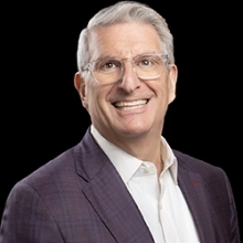 Steve Reisman headshot