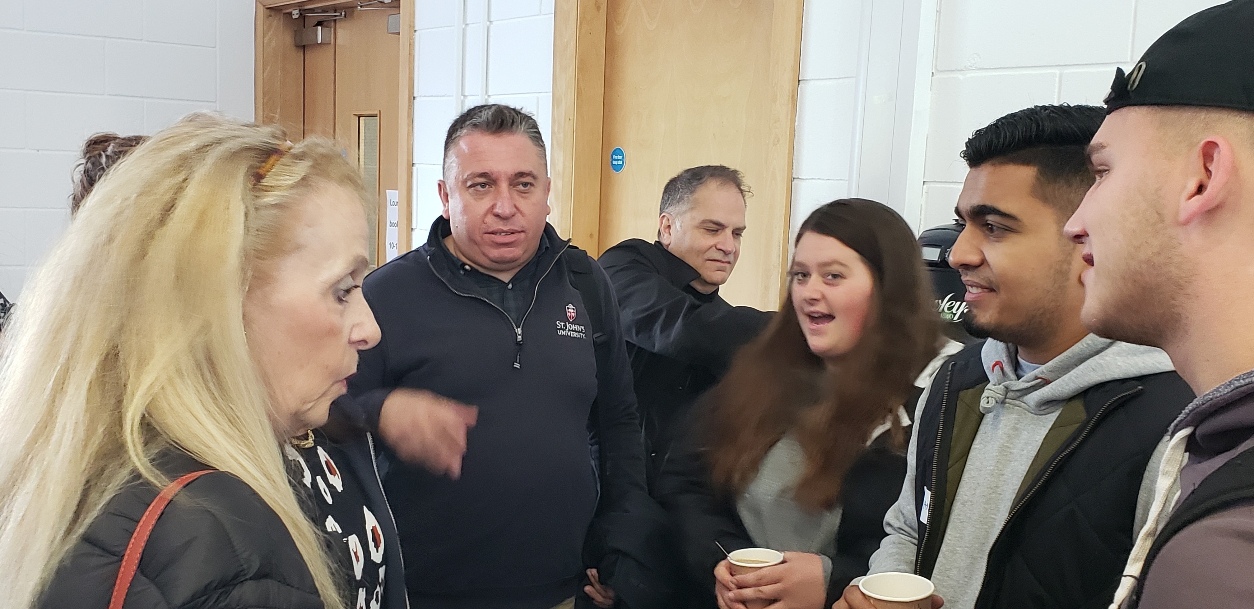 Dr Licari Of Ccps And Director Of Alumni Relations Mark Andrew Talk To Sju Students In Limerick St John S University Pentru a scrie un review trebuie sa fii autentificat. alumni relations mark andrew talk