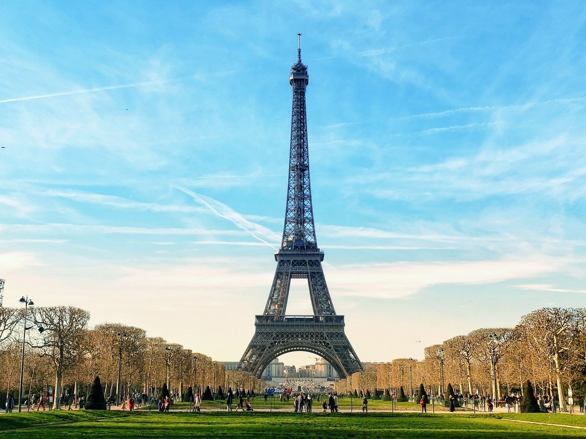 Eiffel Tower Daytime