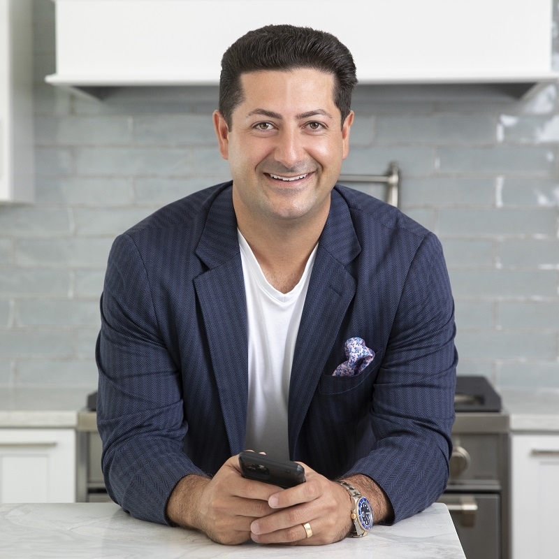 Michael Furino @ Douglas Elliman Real Estate Logo